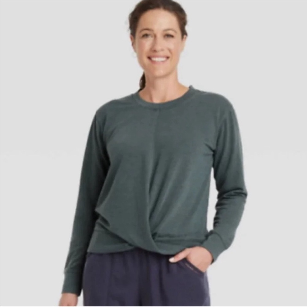 Knox Rose - Long Sleeve Slub Front Twist Top - Small